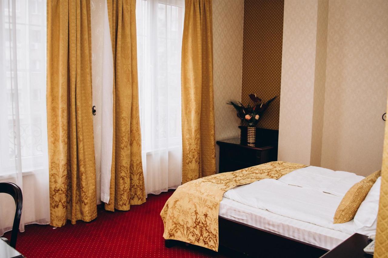 Hotel Novera Timisoara Esterno foto