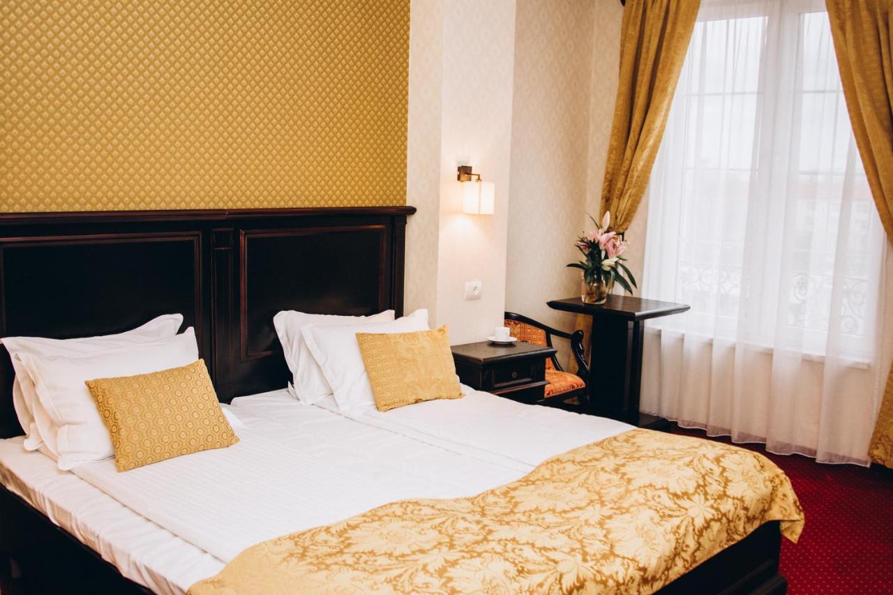 Hotel Novera Timisoara Esterno foto