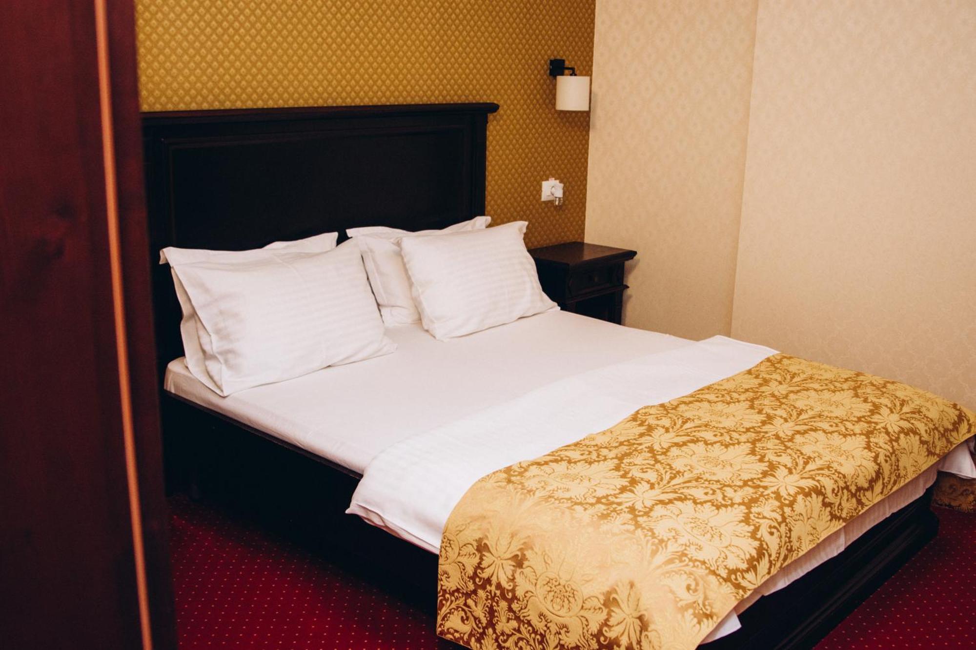 Hotel Novera Timisoara Esterno foto