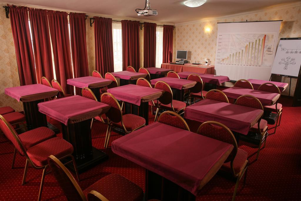 Hotel Novera Timisoara Esterno foto